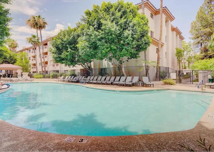 Excellent Location,relax In The Heart Of The City!! By Kivoya * Phoenix