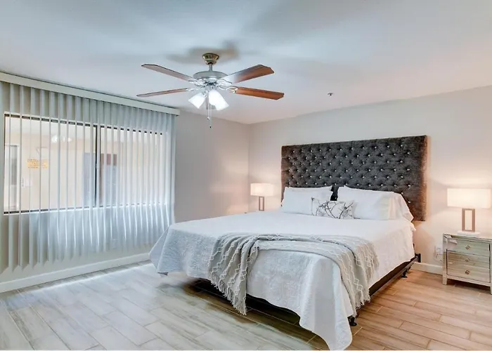 Excellent Location,relax In The Heart Of The City!! By Kivoya