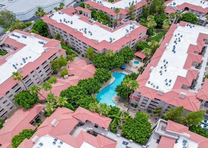 Excellent Location,relax In The Heart Of The City!! By Kivoya Phoenix